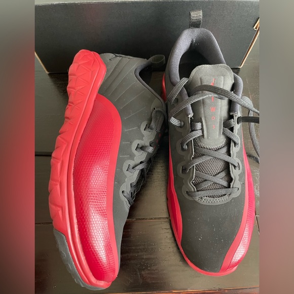 Gently worn Jordan trainer prime bg men’s size 7 - Picture 10 of 15